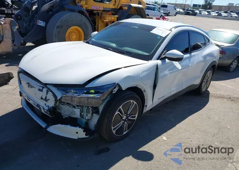 2022 Ford Mustang Mach-E Select z USA, uszkodzony, nr VIN 3FMTK1RM1NMA18574